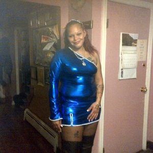 Meet your Posher, Candace